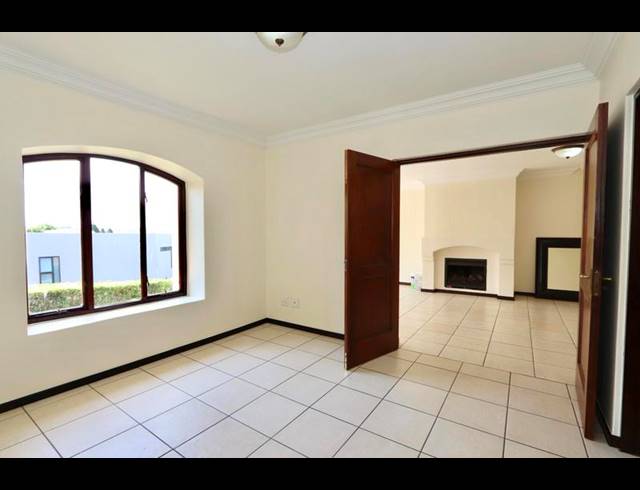 2 BEDROOM PROPERTY TO RENT IN DAINFERN